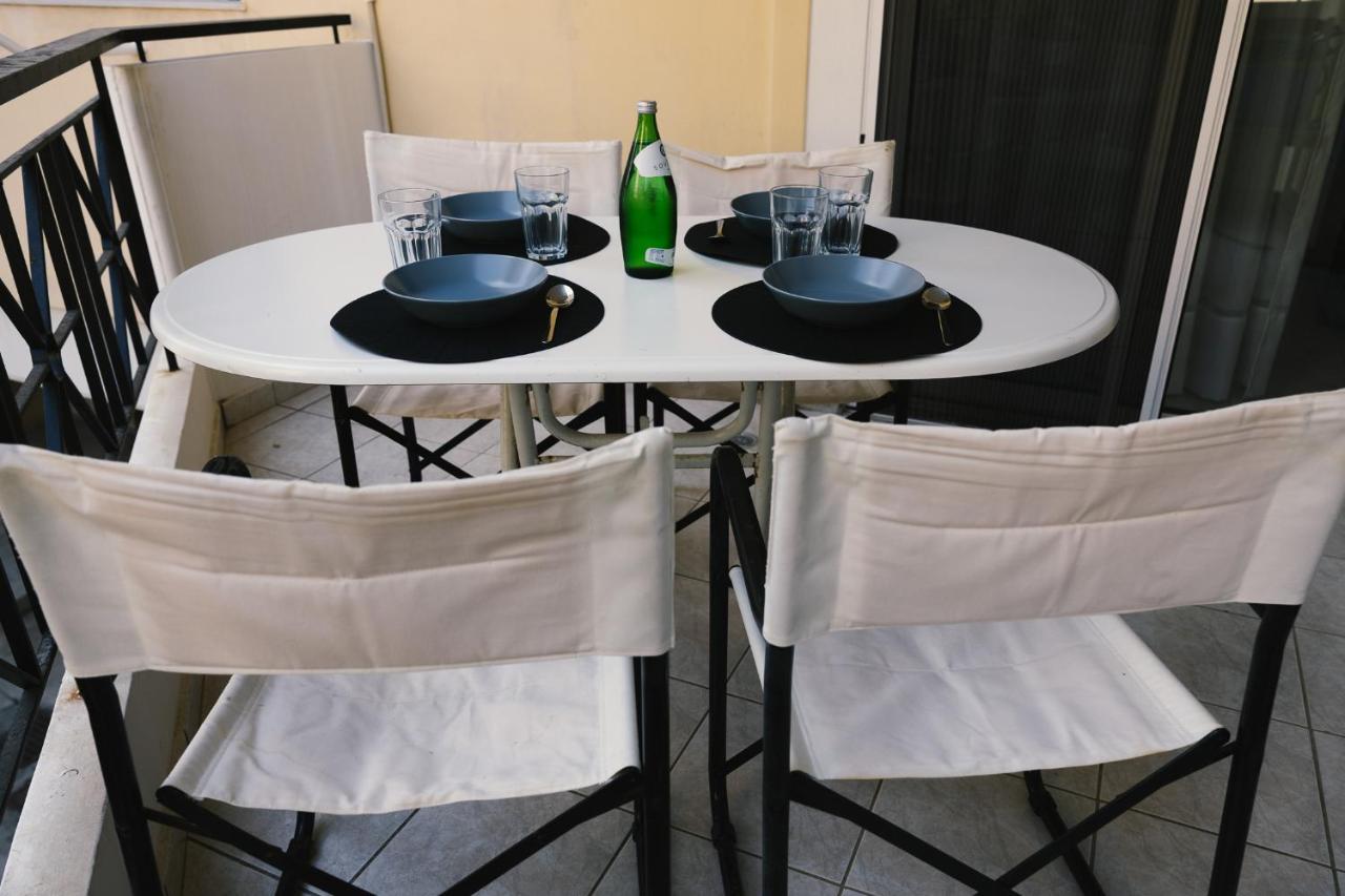 Spacious Apartment Close To The Sea And The City Center Atény Exteriér fotografie